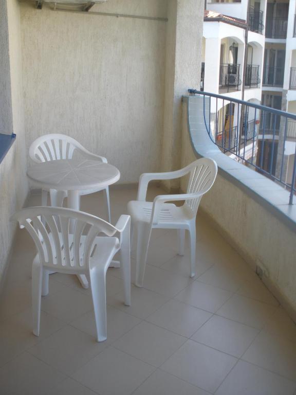 Atos Hotel Pantai Sunny Bilik gambar